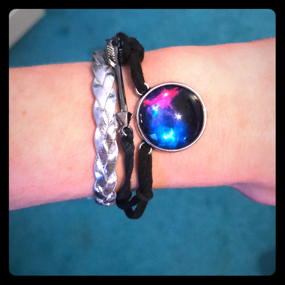 3 spacey bracelet bundle 👽 🚀